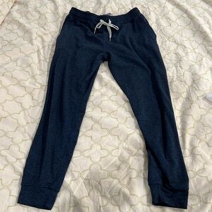Vuori performance joggers XS
